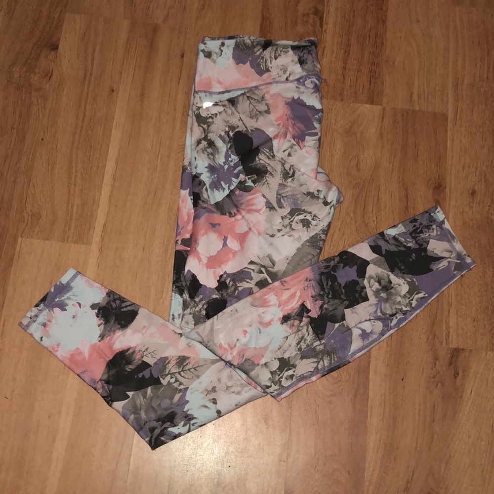Floral workout leggings